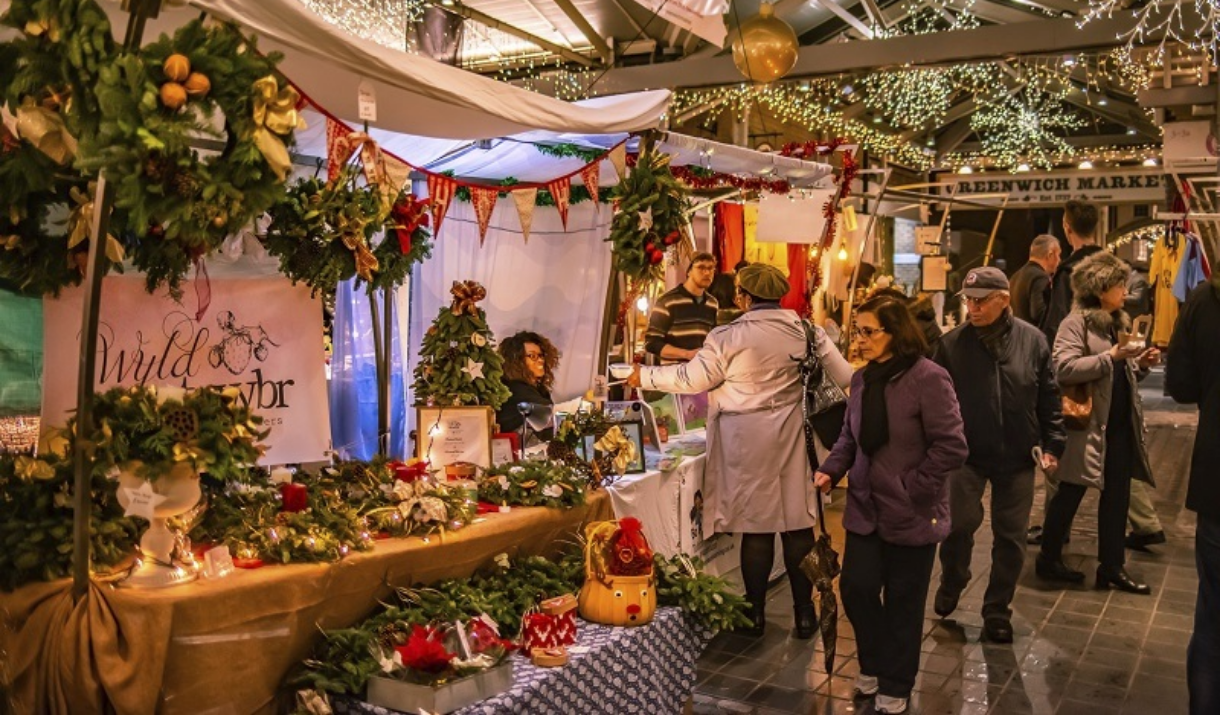 A Christmassy stall at Greenwich Market